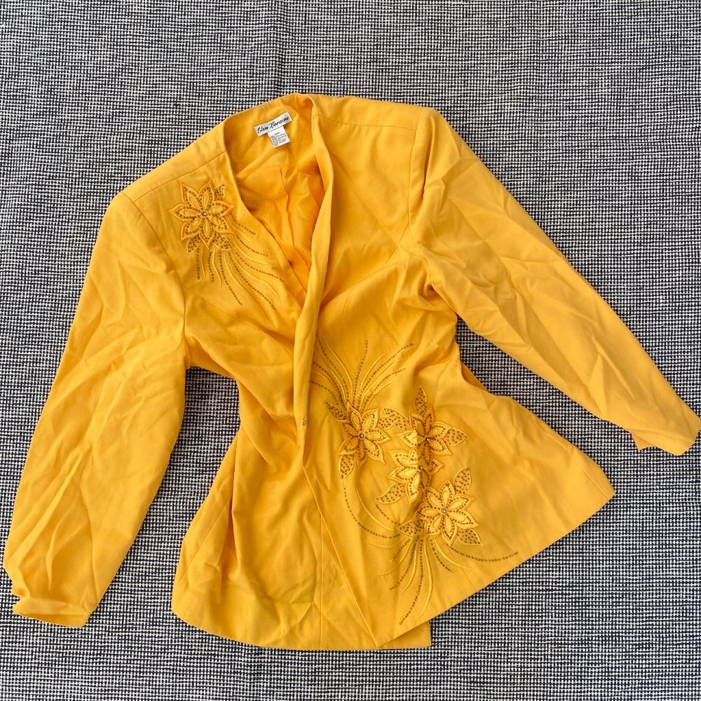 Vintage Embroidered Floral Appliqué Blazer